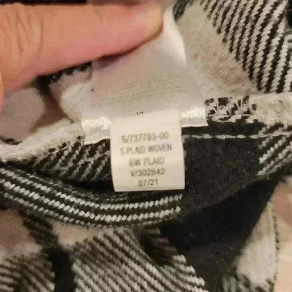 Old Navy Kids Size SMALL 6/7 Black White Buffalo Plaid Jacket - Picture 7 of 7